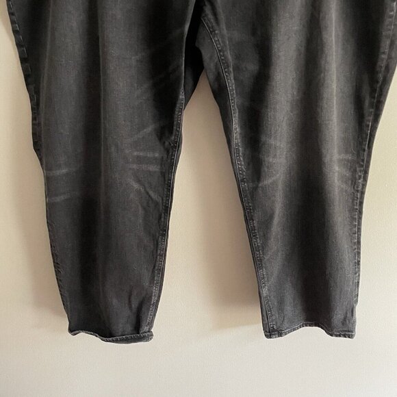 Old Navy Women Plus 26 Washed Black Denim Mid-Rise Boyfriend Straight Jeans NWT - Picture 3 of 10